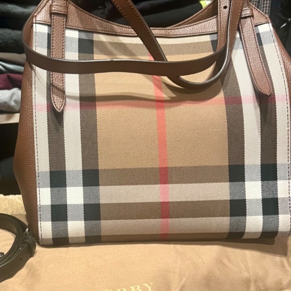 Burberry Tote - Picture 2 of 6